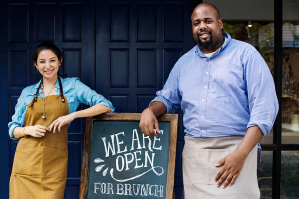 online accounting and financial management solution for small business on invoicemonk